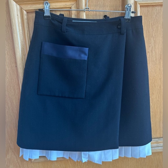 Victoria Beckham Two-Piece Pleated Skirt - Size US 2 - Picture 3 of 10